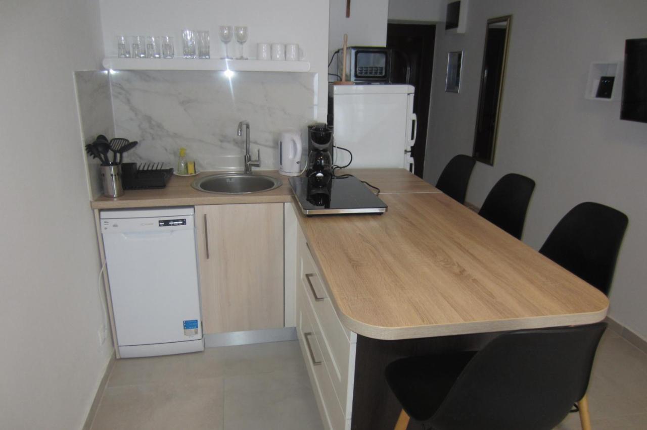 Apartman Valinor Miholascica Exterior photo