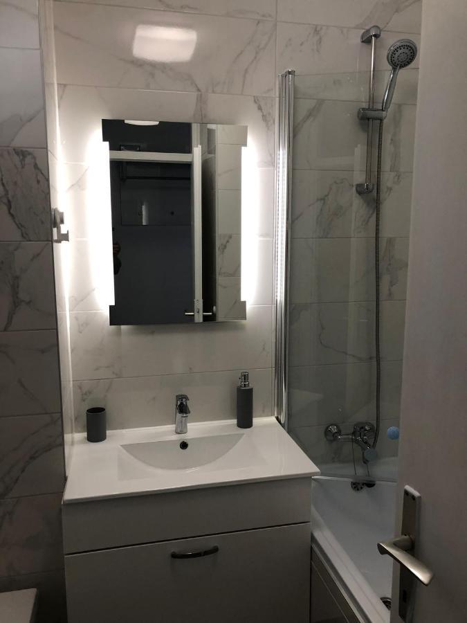 Apartman Valinor Miholascica Exterior photo